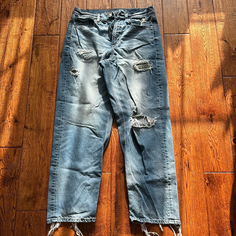 Distressed wide leg jeans